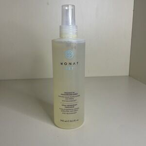 Monat Pet Freshen Up Deodorizing Spray 8.2 Fl Oz 242mL For Dogs  & Puppies